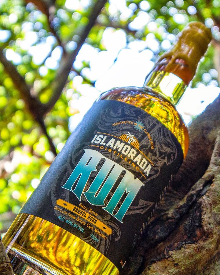 01_bottle_magento_rum_singleba