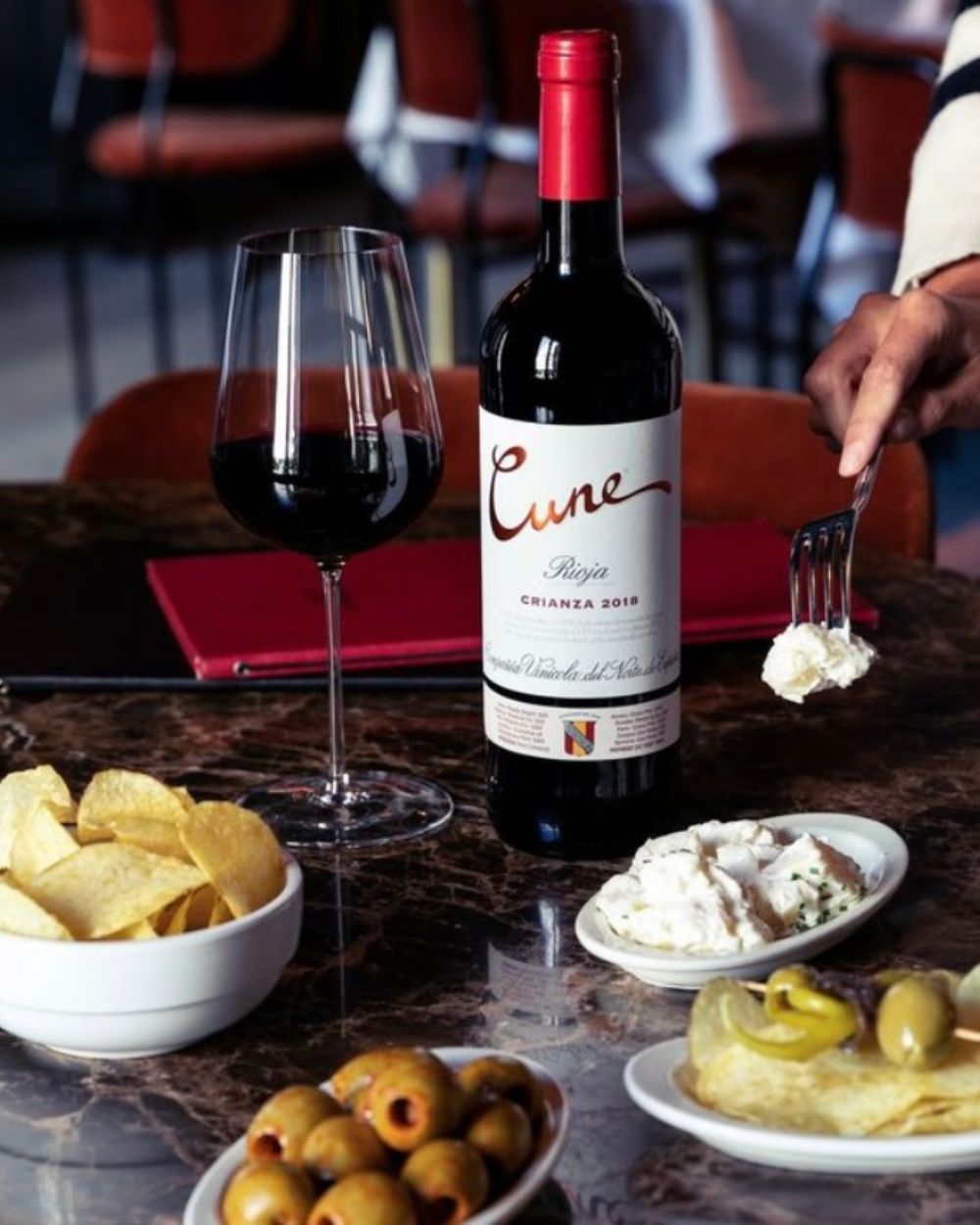 Cune Crianza Rioja Tempranillo | Passion Spirits