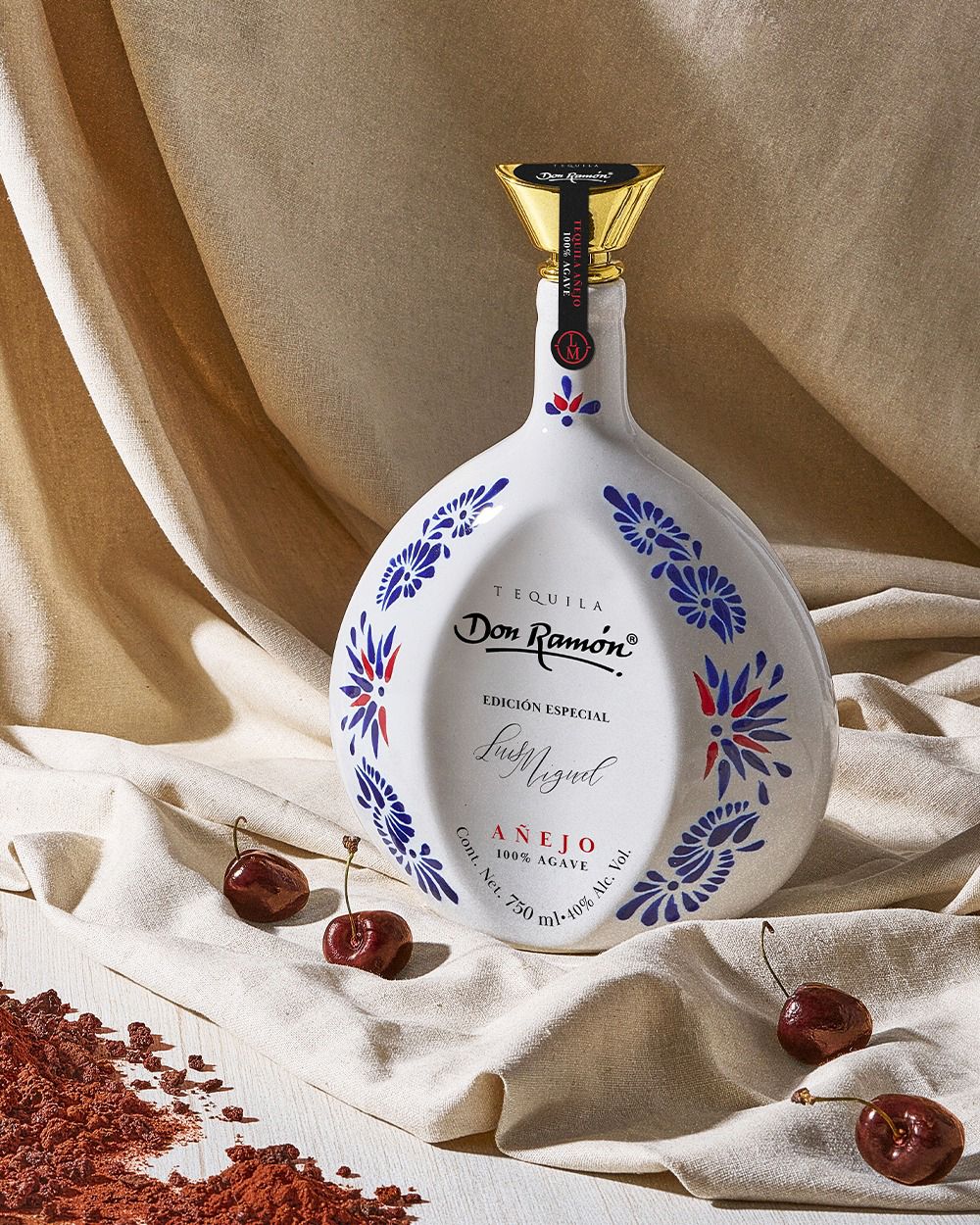 Casa Don Ramón Tequila Añejo Cerámica Special Edition Luis Miguel