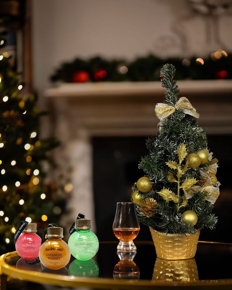 山崎•白州 ＆Ballantine's Christmas Reserve Review: Ballantine's Christmas Reserve 2013 Limited Edition | SWB