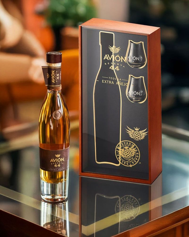 large_Passion_Spirits_Avion_Te