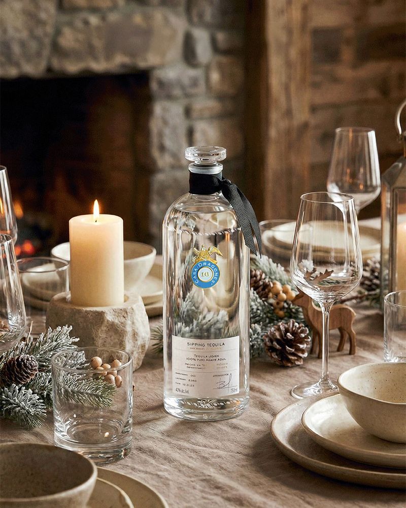 テキーラ　TEQUILA CASA DRAGONES JOVEN Buy Casa Dragones Tequila Joven | Casa Dragones - Wooden Cork #1