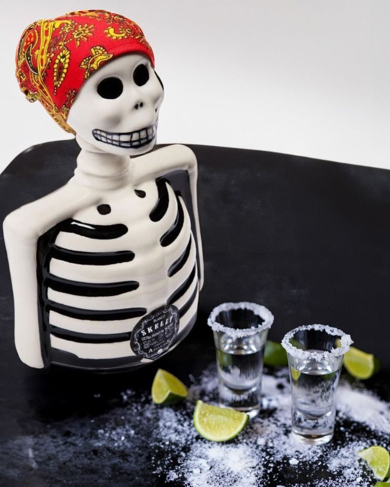 Los Azulejos Tequila Blanco Skeleto Special Edition Skelly