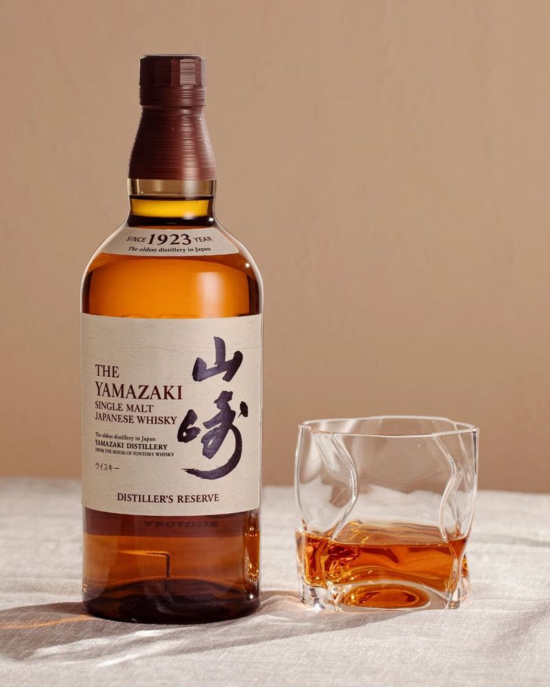 ウイスキー Yamazaki Single Malt Whisky 31GOTTAl3RL.jpg_BO30,255,255,
