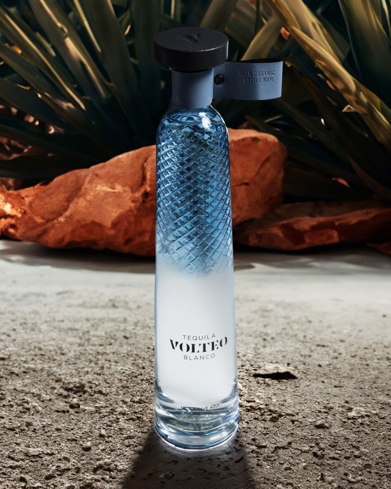 large_Passion_Spirits_Volteo_T