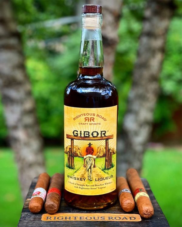 medium_bottles_03_gibor_lifest