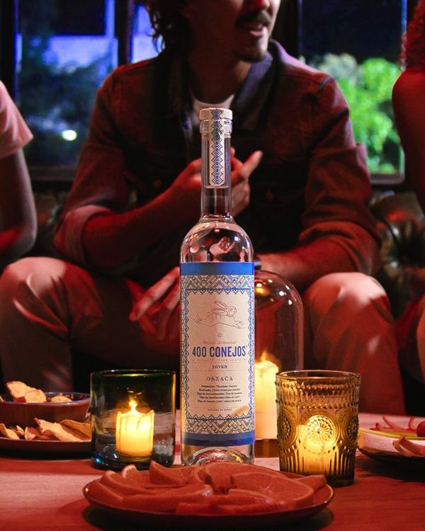 400 CONEJOS アネホ メスカル オアハカ 400 Conejos Joven Oaxaca