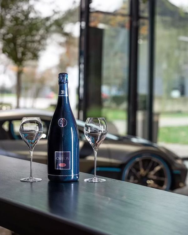 ほんだChampagne 00084704091328_Right.png