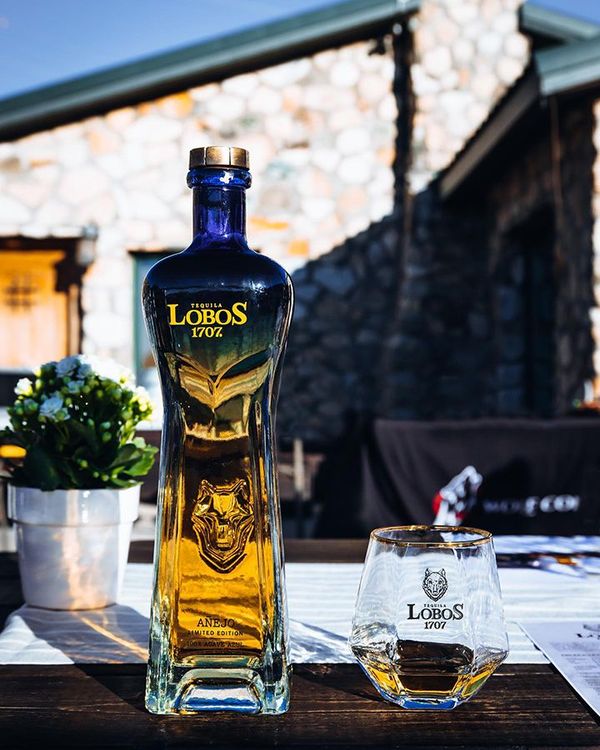 Lobos 1707 Tequila Anejo Limited Edition | Passion Spirits