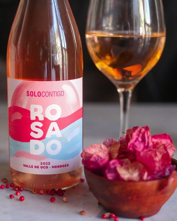 P.Holy Grail from Fern's Artco Rosado Arcoroc Rosa Pink Glass