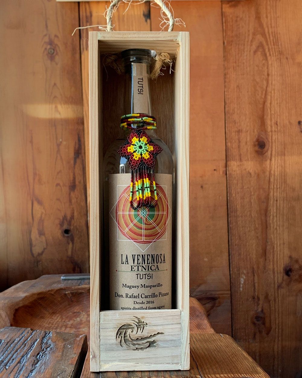 La Venenosa Raicilla Etnica Tutsi with Gift Box Edition | Passion