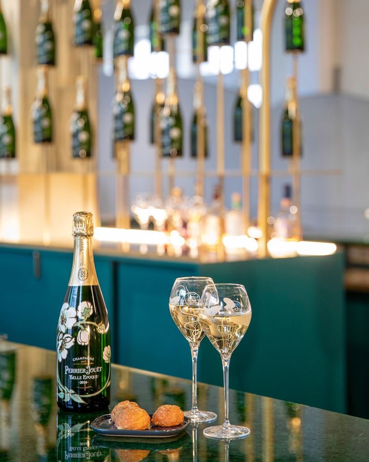 Perrier-Jouët Belle Époque Brut Two Flute Gift Set | Passion Spirits