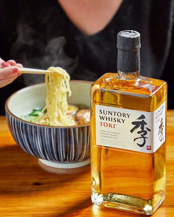 ウイスキー Suntory Whisky  1000ml ADE408E0-5589-49AF-AACF-
