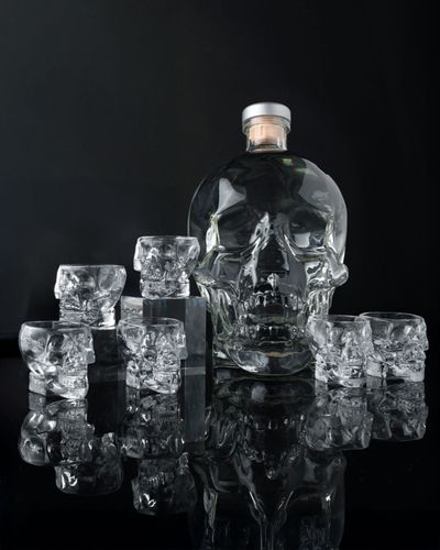 Crystal Head Vodka “Crystal & Glasses” Bundle | Passion Spirits