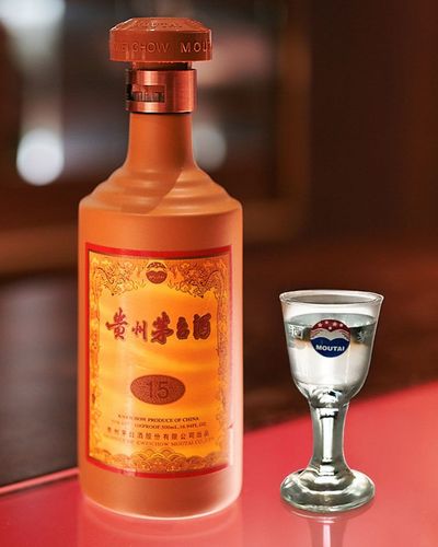 Kweichow Moutai 15 Year Old Baijiu Gift Set | Passion Spirits