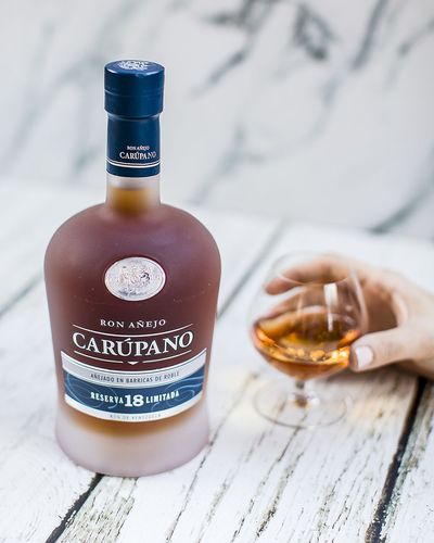 ロン・カルパノ　18年　Carúpano Reserva 750ml Buy Ron Añejo Carúpano Reserva 18 Limitada Rum 750 mL Online