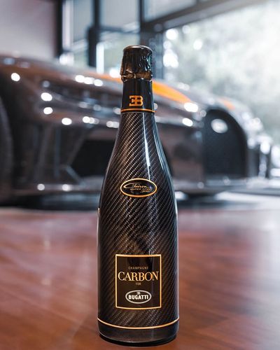 Carbon For Bugatti ƎB.02 Champagne Chiron 300+ Edition | Passion
