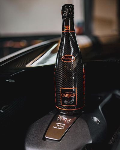 Carbon For Bugatti ƎB.02 Champagne Chiron 300+ Edition | Passion