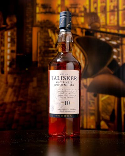 TALISKER SCOTCH WHISKY 10年700ml Talisker 10 Year Old Single Malt Scotch Whisky 750mL – Crown